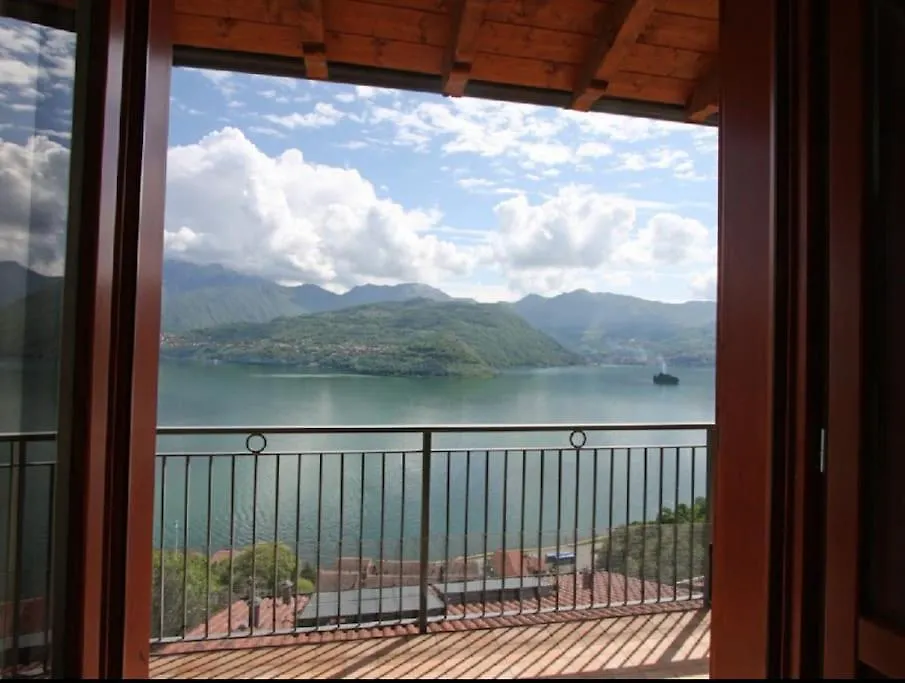 Balcone Sul Lago Tavernola Bergamasca Dom wakacyjny